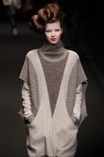 ヒロコ コシノ 2012-13年秋冬コレクション - 日本を代表するデザイナー三姉妹でフィナーレを祝福｜写真47