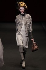 ヒロコ コシノ 2012-13年秋冬コレクション - 日本を代表するデザイナー三姉妹でフィナーレを祝福｜写真48