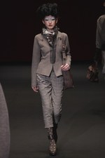 ヒロコ コシノ 2012-13年秋冬コレクション - 日本を代表するデザイナー三姉妹でフィナーレを祝福｜写真50