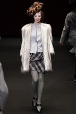 ヒロコ コシノ 2012-13年秋冬コレクション - 日本を代表するデザイナー三姉妹でフィナーレを祝福｜写真59