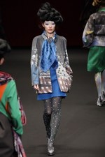 ヒロコ コシノ 2012-13年秋冬コレクション - 日本を代表するデザイナー三姉妹でフィナーレを祝福｜写真79