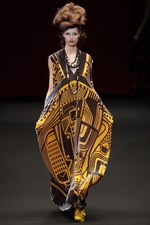 ヒロコ コシノ 2012-13年秋冬コレクション - 日本を代表するデザイナー三姉妹でフィナーレを祝福｜写真93