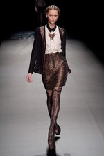 ソマルタ(SOMARTA) 2012-13年秋冬コレクション - 母親のような力強く優しい女性像｜写真3