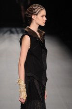 ソマルタ(SOMARTA) 2012-13年秋冬コレクション - 母親のような力強く優しい女性像｜写真9