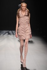 ソマルタ(SOMARTA) 2012-13年秋冬コレクション - 母親のような力強く優しい女性像｜写真18