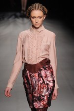 ソマルタ(SOMARTA) 2012-13年秋冬コレクション - 母親のような力強く優しい女性像｜写真30