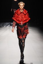 ソマルタ(SOMARTA) 2012-13年秋冬コレクション - 母親のような力強く優しい女性像｜写真33