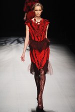 ソマルタ(SOMARTA) 2012-13年秋冬コレクション - 母親のような力強く優しい女性像｜写真41