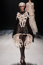 ソマルタ(SOMARTA) 2012-13年秋冬コレクション - 母親のような力強く優しい女性像｜写真53