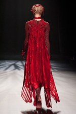 ソマルタ(SOMARTA) 2012-13年秋冬コレクション - 母親のような力強く優しい女性像｜写真56
