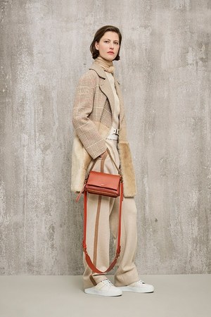 アニオナ(AGNONA) 2018年プレフォールウィメンズコレクション  - 写真25