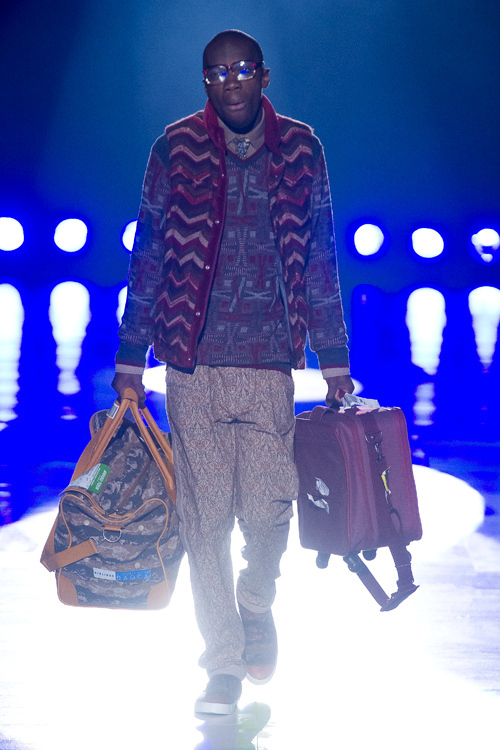 ホワイトマウンテニアリング(White Mountaineering) 2012-13年秋冬 メンズコレクション  - 写真1