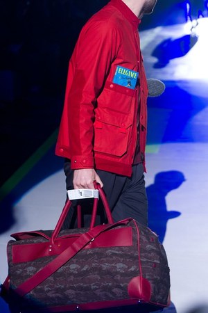 ホワイトマウンテニアリング 2012-13年秋冬コレクション - 希望に満ちた旅行者のアウトドアスタイル｜写真30