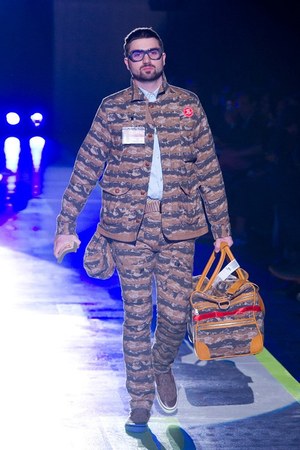 ホワイトマウンテニアリング 2012-13年秋冬コレクション - 希望に満ちた旅行者のアウトドアスタイル｜写真45