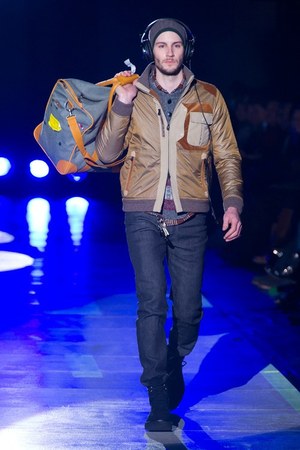 ホワイトマウンテニアリング 2012-13年秋冬コレクション - 希望に満ちた旅行者のアウトドアスタイル｜写真63