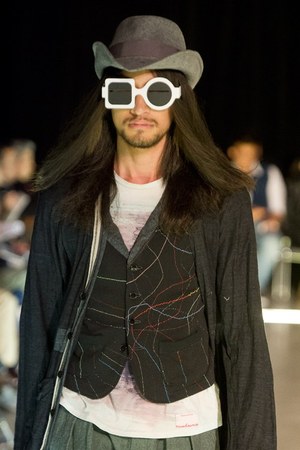 ノゾミ イシグロ タンバリン 2012-13年秋冬コレクション - 未来への希望を表現したアメカジスタイル｜写真9