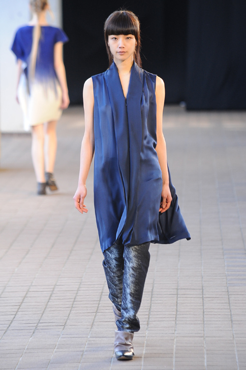 まとふ 2012-13年秋冬 <span>コレクション</span> - 写真32