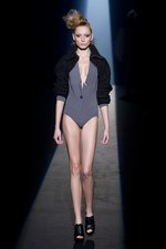 エー ディグリー ファーレンハイト 2012-13年秋冬コレクション - 強さを秘めた美しさを繊細に表現｜写真5