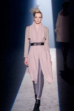 エー ディグリー ファーレンハイト 2012-13年秋冬コレクション - 強さを秘めた美しさを繊細に表現｜写真34