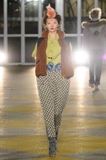 メルシーボークー， 2012-13年秋冬コレクション - ハッピーカラーで自由に羽ばたく鳥を表現｜写真26