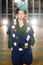 メルシーボークー， 2012-13年秋冬コレクション - ハッピーカラーで自由に羽ばたく鳥を表現｜写真32