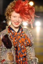 メルシーボークー， 2012-13年秋冬コレクション - ハッピーカラーで自由に羽ばたく鳥を表現｜写真60