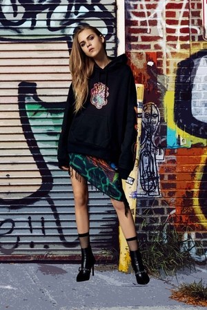 ディーゼル 18年リゾートコレクション - エネルギッシュなユースカルチャーを彩るウェア｜写真14