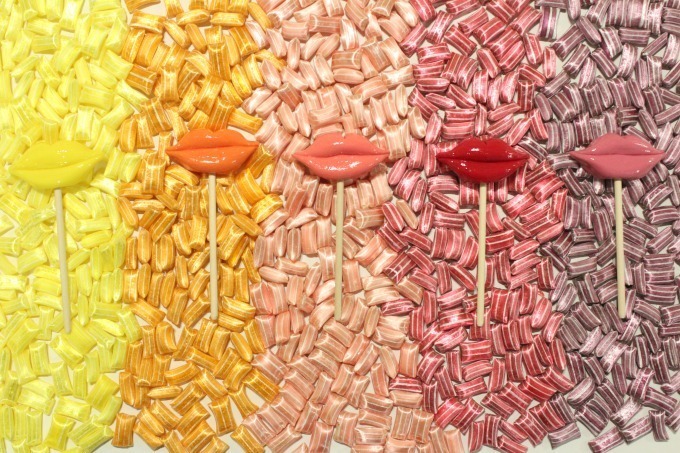 パパブブレのバレンタイン、唇ロリポップ＆イチゴやマシュマロが入りピンクのチョコ菓子｜写真8