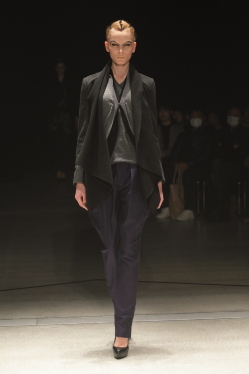 ヤストシ エズミ(Yasutoshi Ezumi) 2012-13年秋冬 ウィメンズコレクション  - 写真35