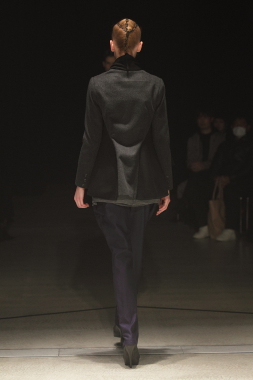 ヤストシ エズミ(Yasutoshi Ezumi) 2012-13年秋冬 ウィメンズコレクション  - 写真36