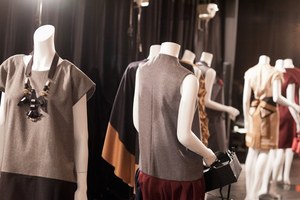 エモモナキア 2012-13年秋冬コレクション - 山口百恵と中森明菜をミューズに迎えて｜写真8