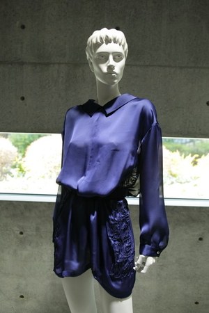 キューン(CUNE) 2012-13年秋冬コレクション - "腸と白目"をテーマに愉快で不思議な服が誕生｜写真34