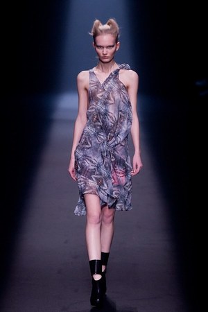 シロマ(SHIROMA) 2012-13年秋冬コレクション - 機械とエレガンスの革新的な融合｜写真1