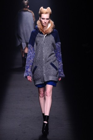 シロマ(SHIROMA) 2012-13年秋冬コレクション - 機械とエレガンスの革新的な融合｜写真21