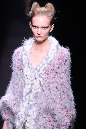 シロマ(SHIROMA) 2012-13年秋冬コレクション - 機械とエレガンスの革新的な融合｜写真24