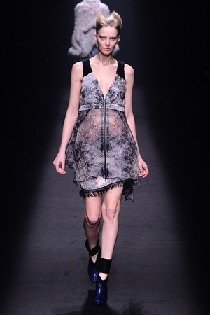 シロマ(SHIROMA) 2012-13年秋冬コレクション - 機械とエレガンスの革新的な融合｜写真26
