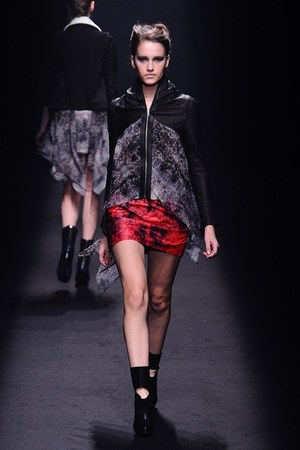 シロマ(SHIROMA) 2012-13年秋冬コレクション - 機械とエレガンスの革新的な融合｜写真37