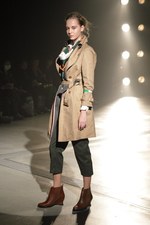 ザ ドレス アンド コー ヒデアキ サカグチ 2012-13年秋冬ウィメンズコレクション - 新しい色気の追求｜写真11