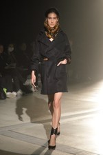 ザ ドレス アンド コー ヒデアキ サカグチ 2012-13年秋冬ウィメンズコレクション - 新しい色気の追求｜写真20