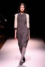 サポートサーフェス(support surface) 2012-13年秋冬コレクション - 心温まる優しい服｜写真1