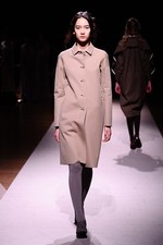 サポートサーフェス(support surface) 2012-13年秋冬コレクション - 心温まる優しい服｜写真14
