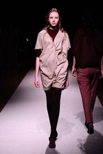 サポートサーフェス(support surface) 2012-13年秋冬コレクション - 心温まる優しい服｜写真20