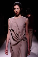 サポートサーフェス(support surface) 2012-13年秋冬コレクション - 心温まる優しい服｜写真23