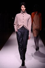 サポートサーフェス(support surface) 2012-13年秋冬コレクション - 心温まる優しい服｜写真33