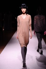 サポートサーフェス(support surface) 2012-13年秋冬コレクション - 心温まる優しい服｜写真39