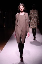 サポートサーフェス(support surface) 2012-13年秋冬コレクション - 心温まる優しい服｜写真48
