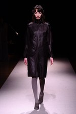 サポートサーフェス(support surface) 2012-13年秋冬コレクション - 心温まる優しい服｜写真53