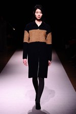 サポートサーフェス(support surface) 2012-13年秋冬コレクション - 心温まる優しい服｜写真55