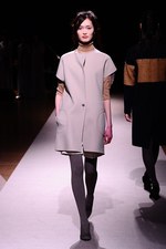 サポートサーフェス(support surface) 2012-13年秋冬コレクション - 心温まる優しい服｜写真61