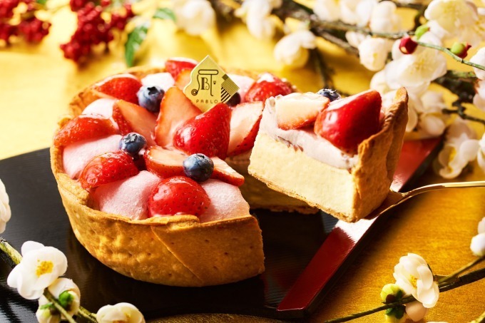 とちおとめ｜パブロ“いちご大福”チーズタルト - 粒あんクリームと苺をモチモチ食感で、ミニサイズ＆パフェも